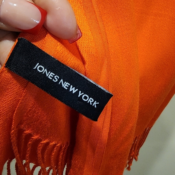 JONES NEW YORK Orange Light Weight Acrylic Scarf 22" x 72" - Picture 4 of 9